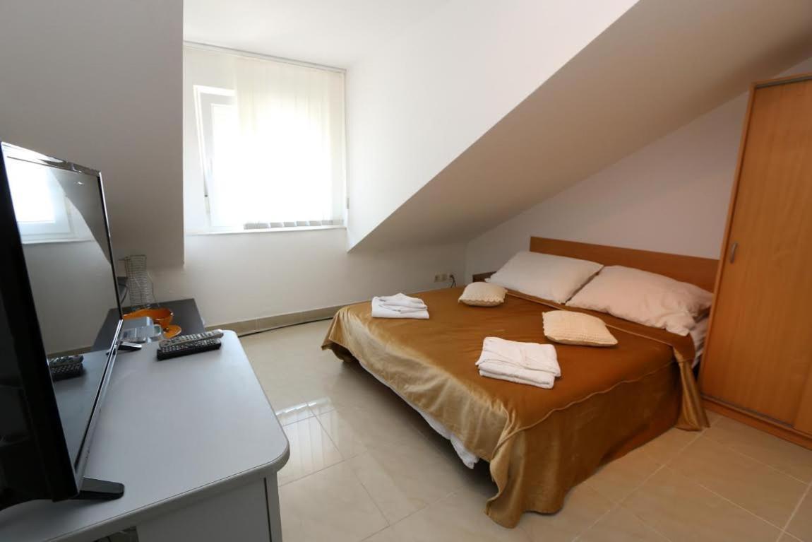 Anamar Apartments Novalja Zewnętrze zdjęcie